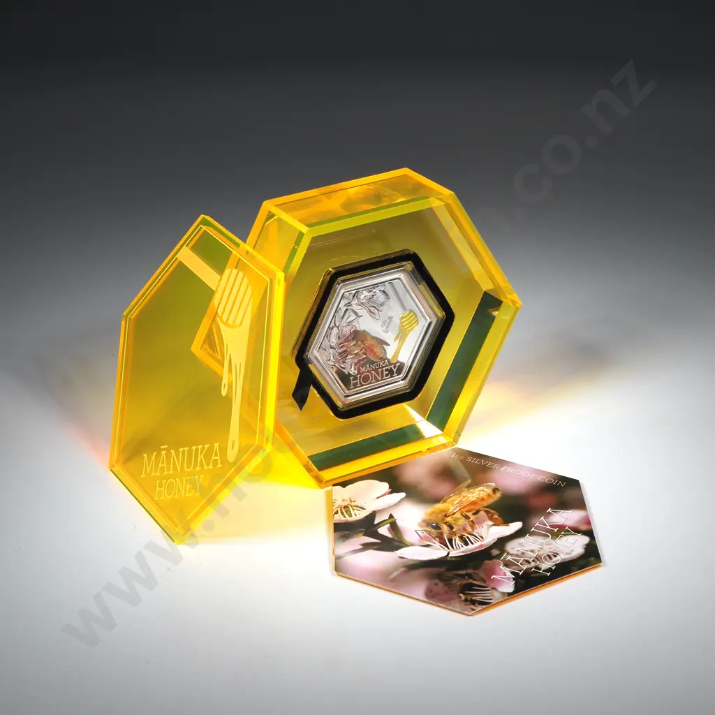 2018 New Zealand Manuka Honey Coin One Ounce Silver Proof CV $275 Image 1++