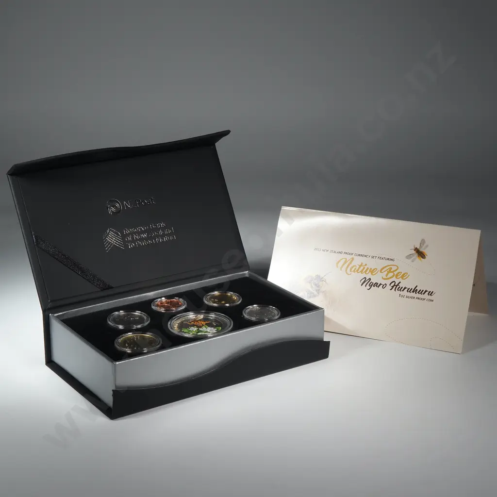 2023 New Zealand Proof Currency Coin Set w One Ounce Silver Proof Coin Image 1++