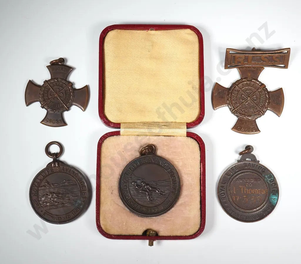 5 x life saving medals Image 1++