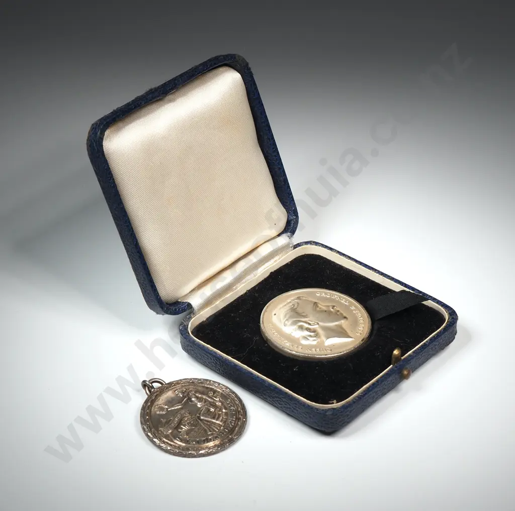Cased 1953 Coronation Medal & Sterling SIlver Life Saving Award Image 1++