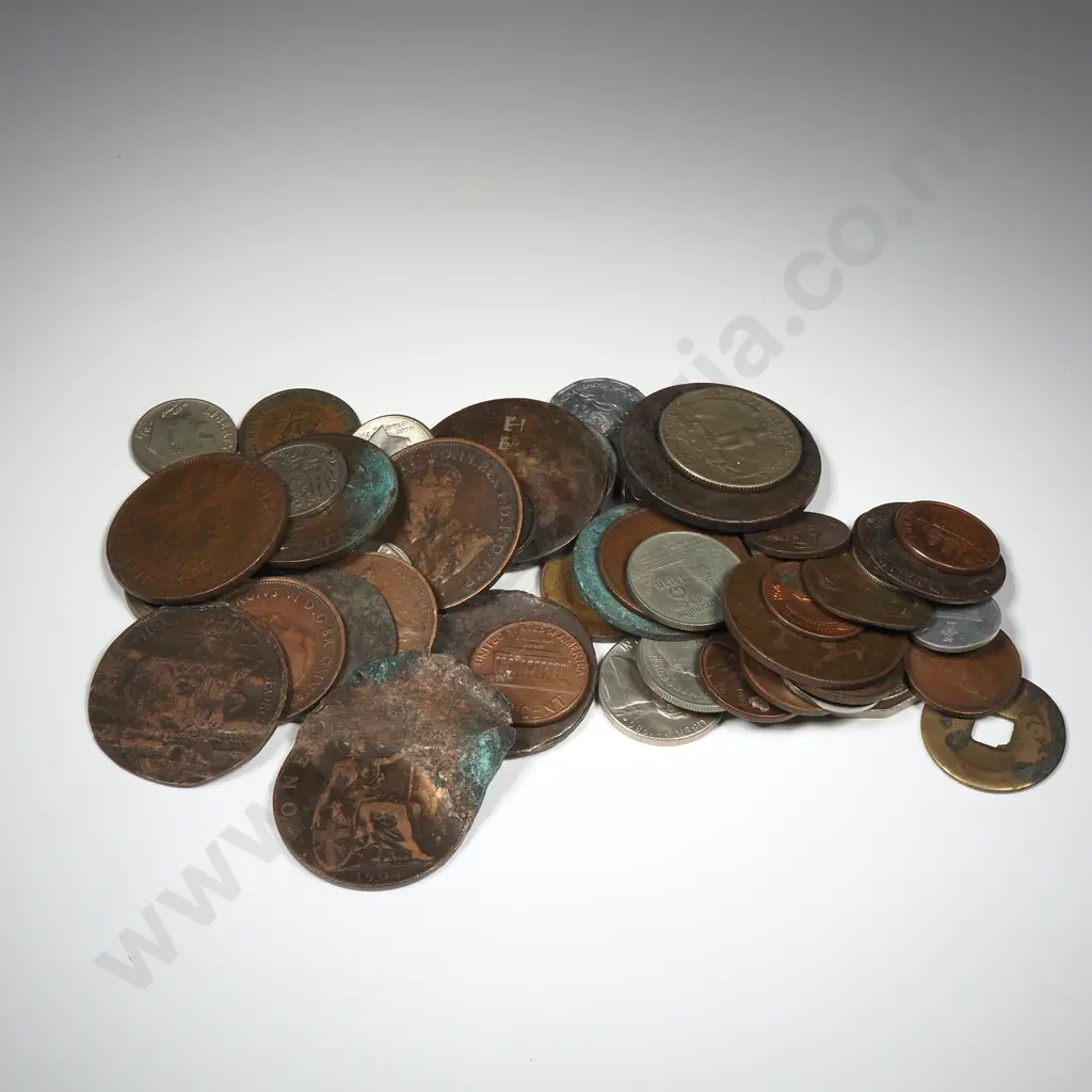 Assorted Lot of World Currency  Image 1++