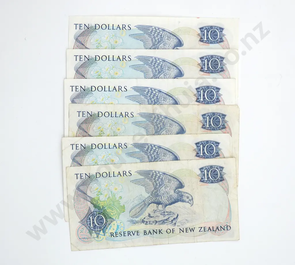 Six New Zealand Russel & Brash Ten Dollar Banknotes - Circulated Condition  Image 1++