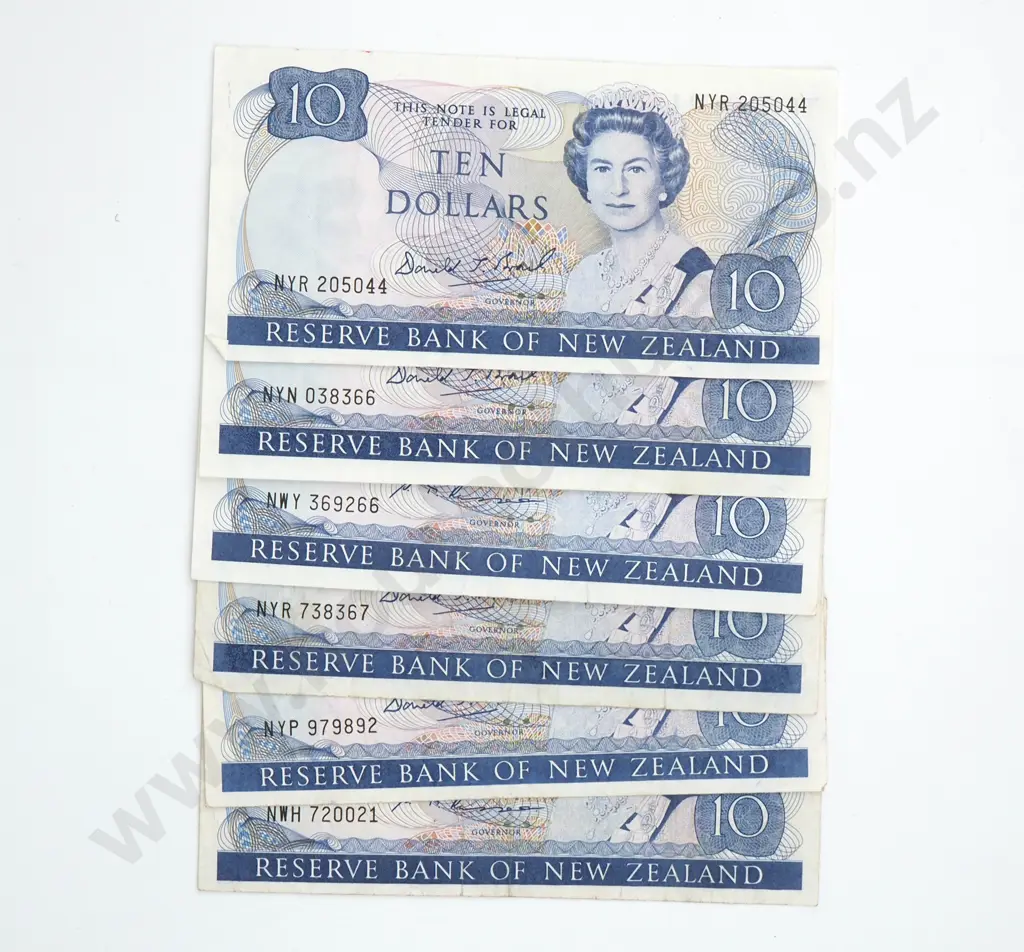 Six New Zealand Russel & Brash Ten Dollar Banknotes - Circulated Condition  Image 1++