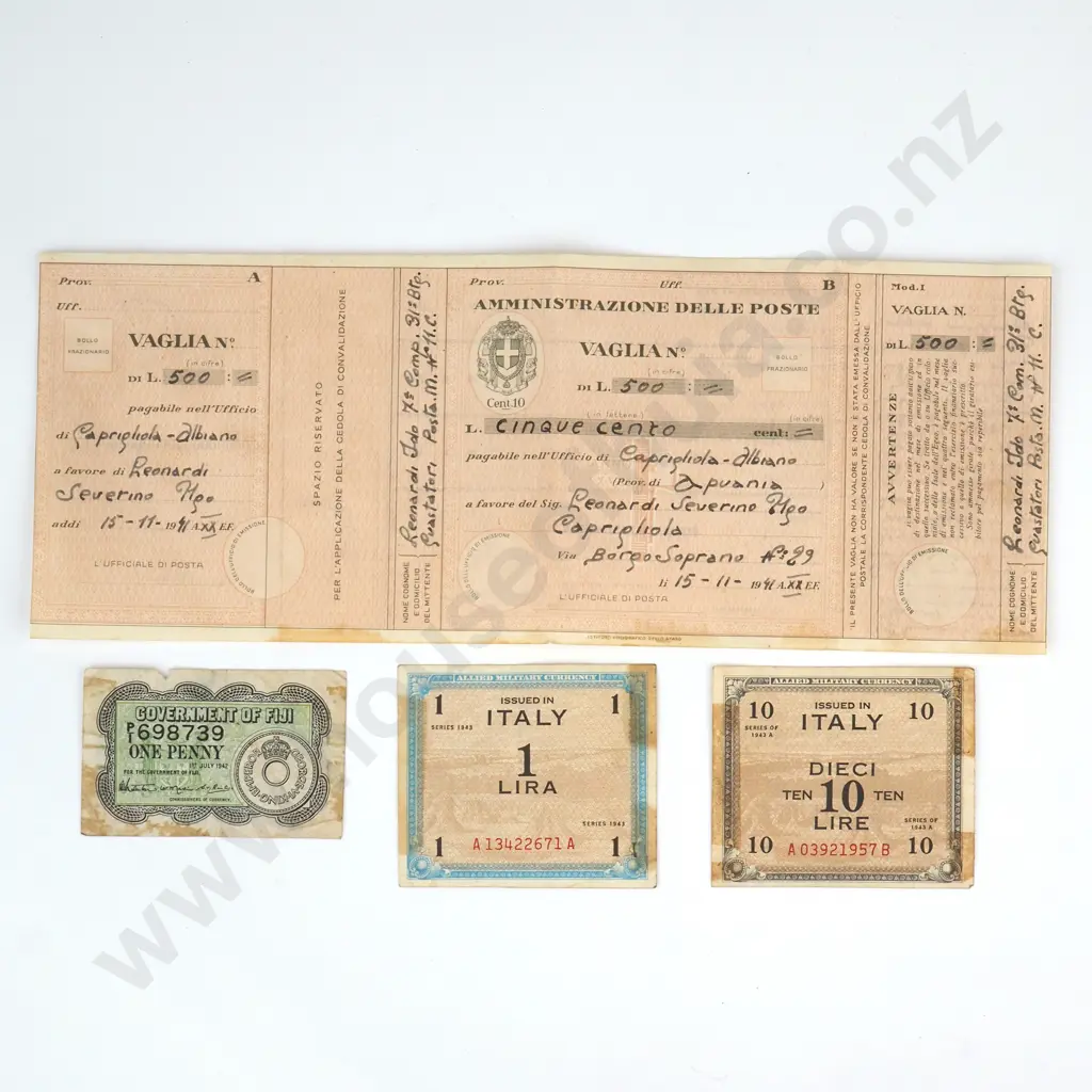Three WW2 Period Italian Banknotes  Image 1++
