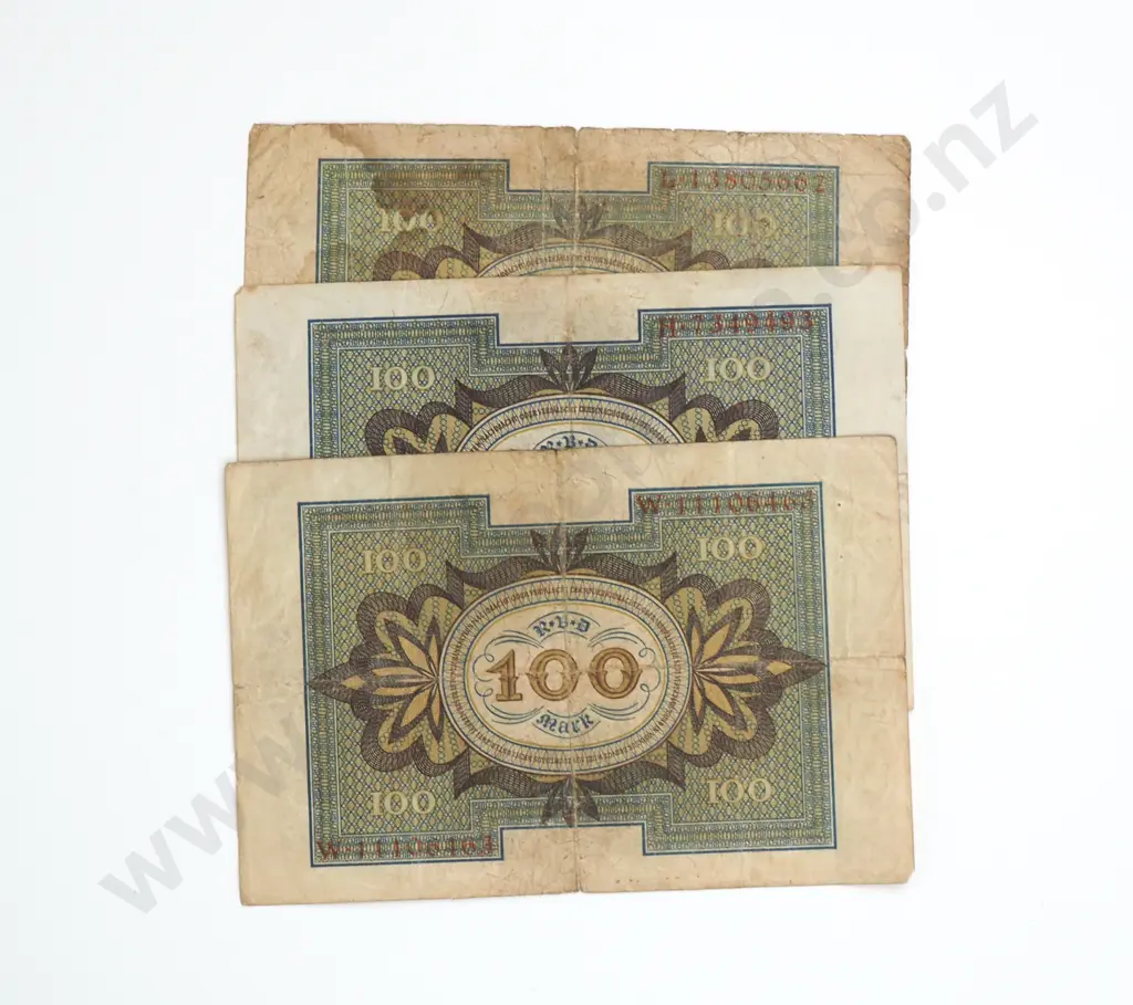 Three German 100 Mark Banknotes  Image 1++