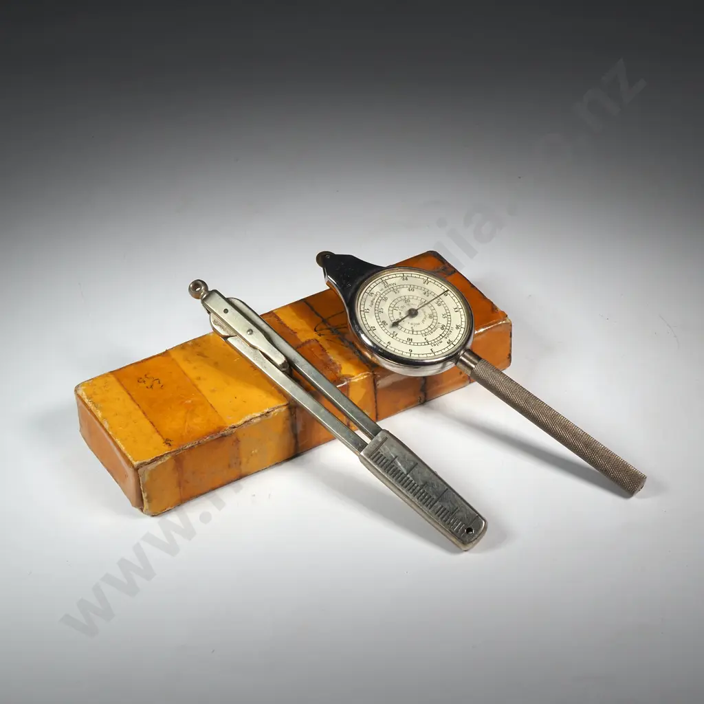 Map Measure & Pair of Dividers Image 1++