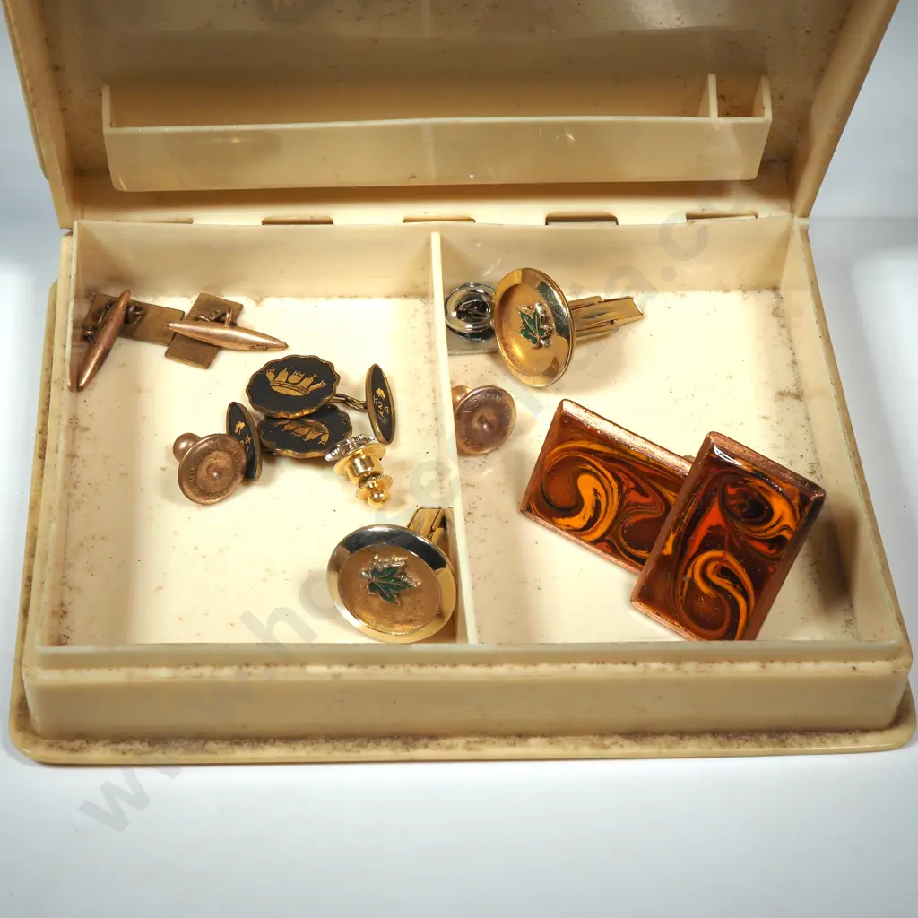 Ivorex Playing Card Box w a Quantity of Vintage Cufflinks Image 1++