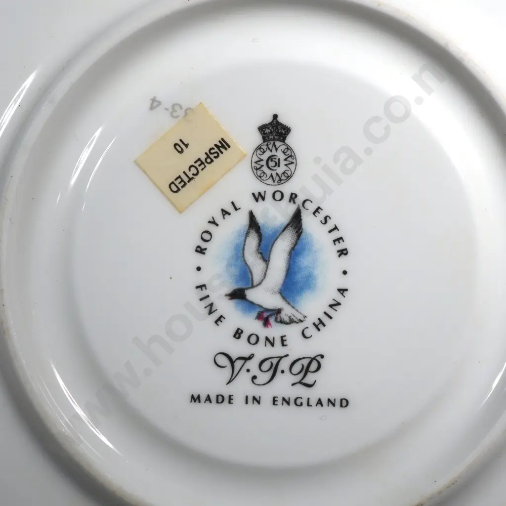 Royal Worcester Cup & Saucer Image 1++