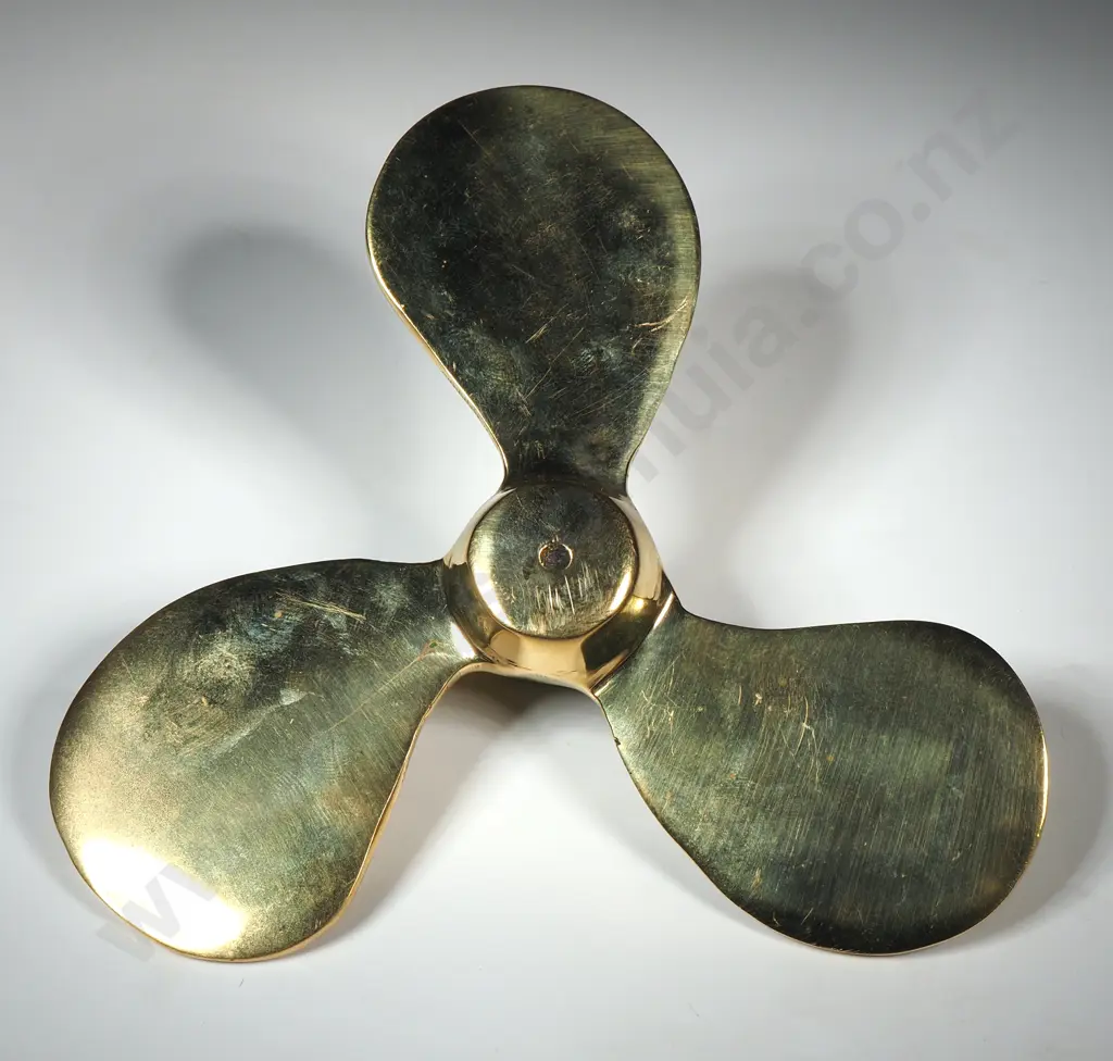 Attractive Brass Propellor Image 1++