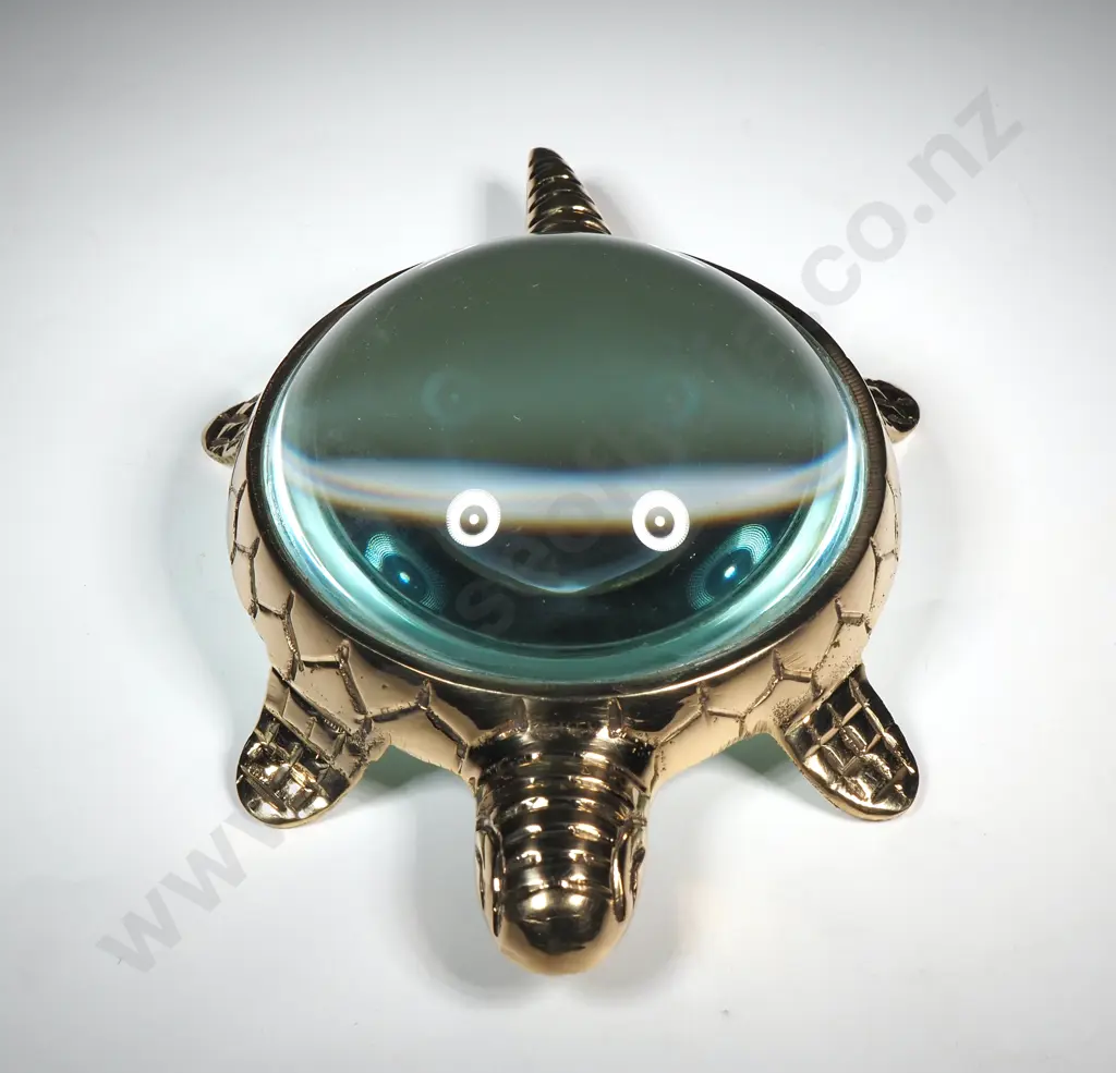 Brass Turtle-shaped Magnifying Glass Image 1++