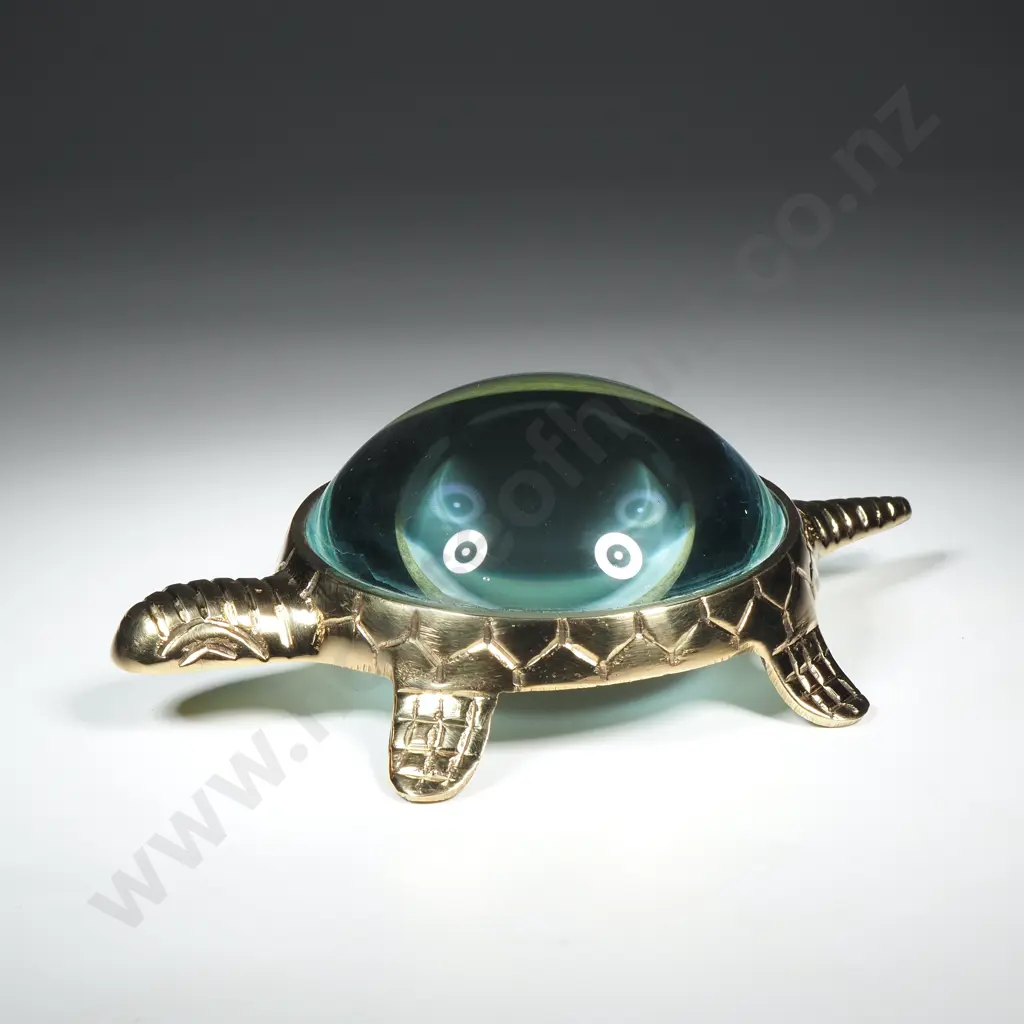 Brass Turtle-shaped Magnifying Glass Image 1++