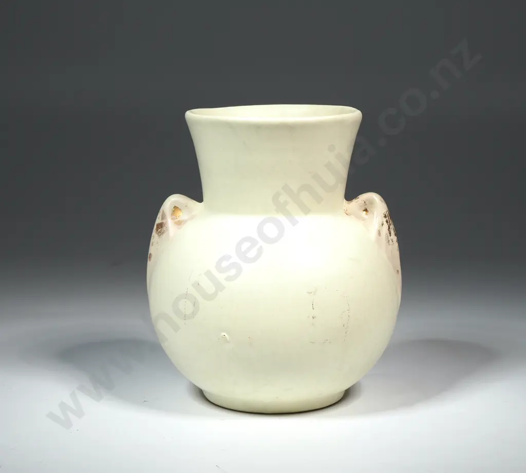 Crown Lynn Pale Yellow Vase w Gilt Handles Image 1++