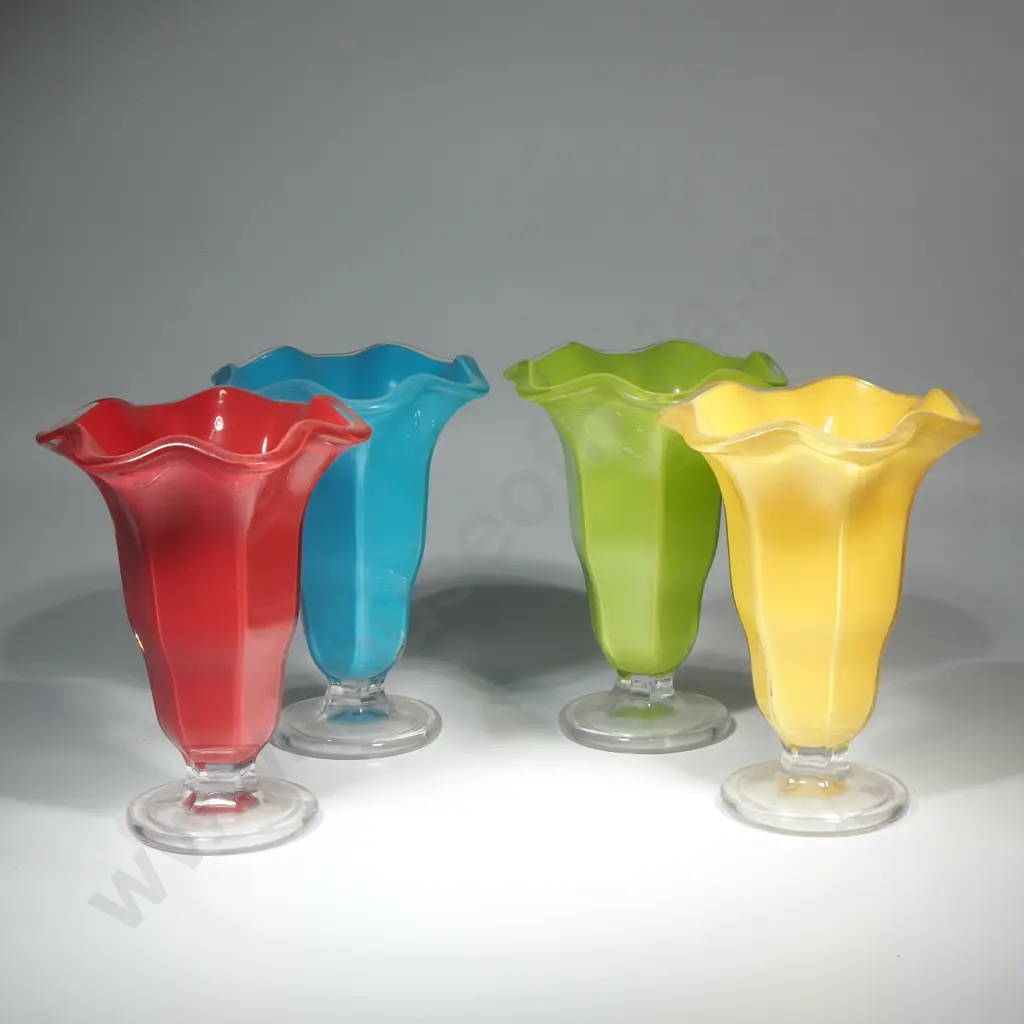 Four Retro Bright Neon Coloured Plastic Ice Cream Sundae Glasses Image 1++