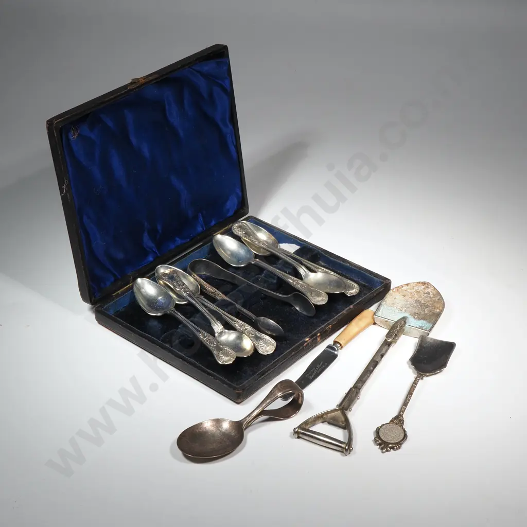 Box of S/P Teaspoons and other S/P Items Image 1++