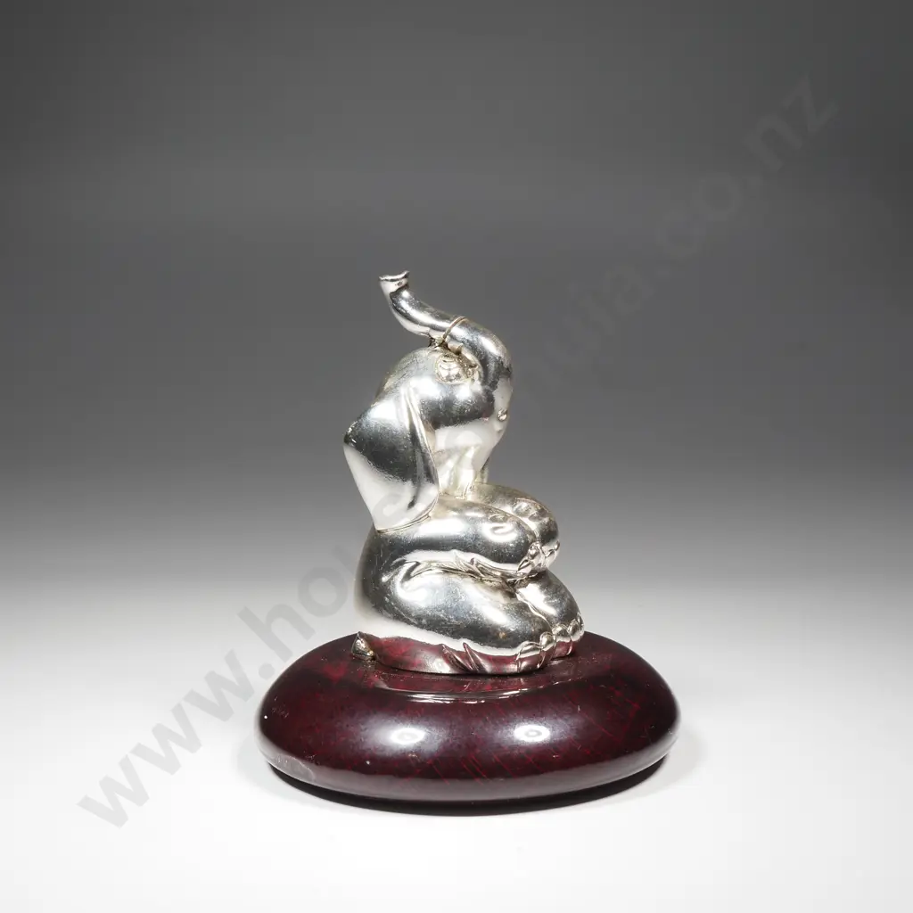Camilletti Argenterie Sterling Silver Elephant on Base Image 1++
