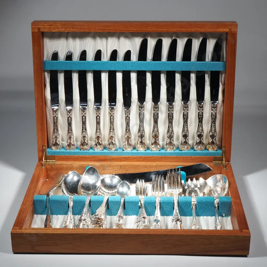 Six Place Rodd S/P Cutlery Set I in Wooden Box Image 1++