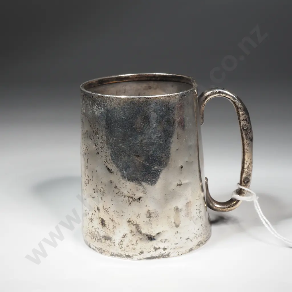 Sterling Silver 1917 Plain Bodied Christening Mug Image 1++