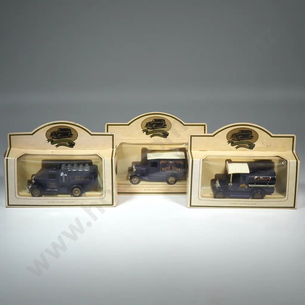 Three Vintage Cased Cadbury Model Cars Image 1++