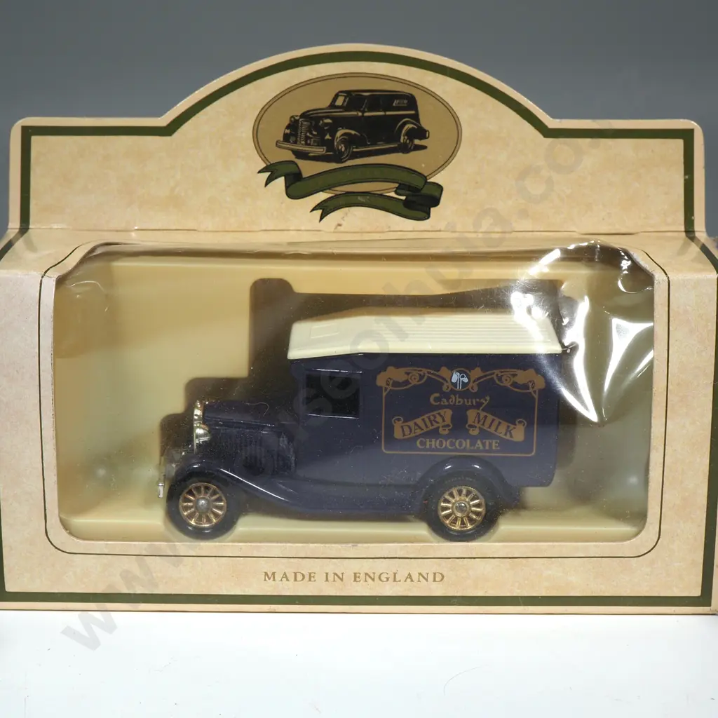 Three Vintage Cased Cadbury Model Cars Image 1++