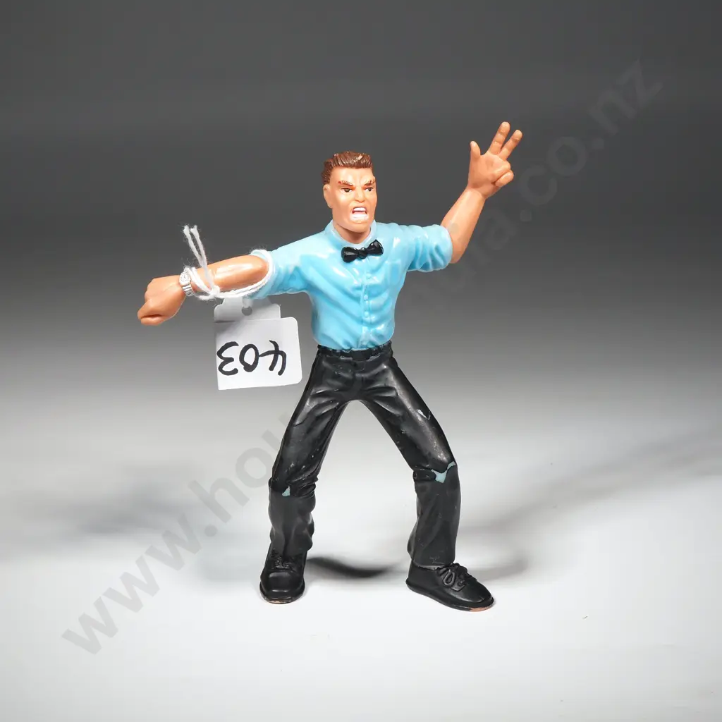 WCW Referee - Toy Biz Smash 'N Slam - 1999 Image 1++
