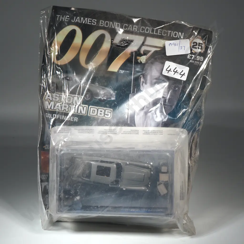 DY25  James Bond Car Collection 1/43 O Scale Aston Martin DB85 Goldfinger Image 1++