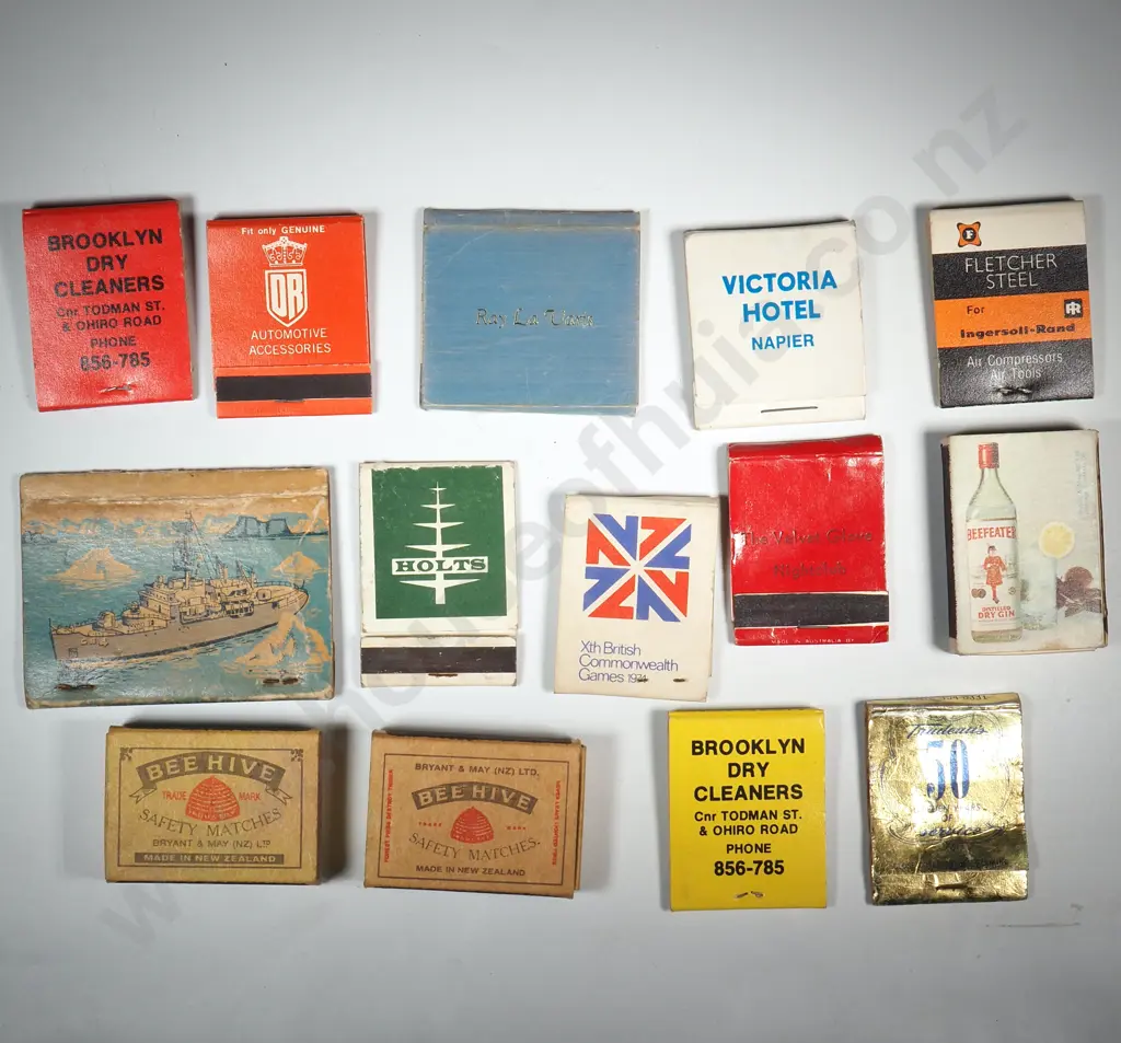 Collection Of Vintage Fifteen Matchboxes Image 1++