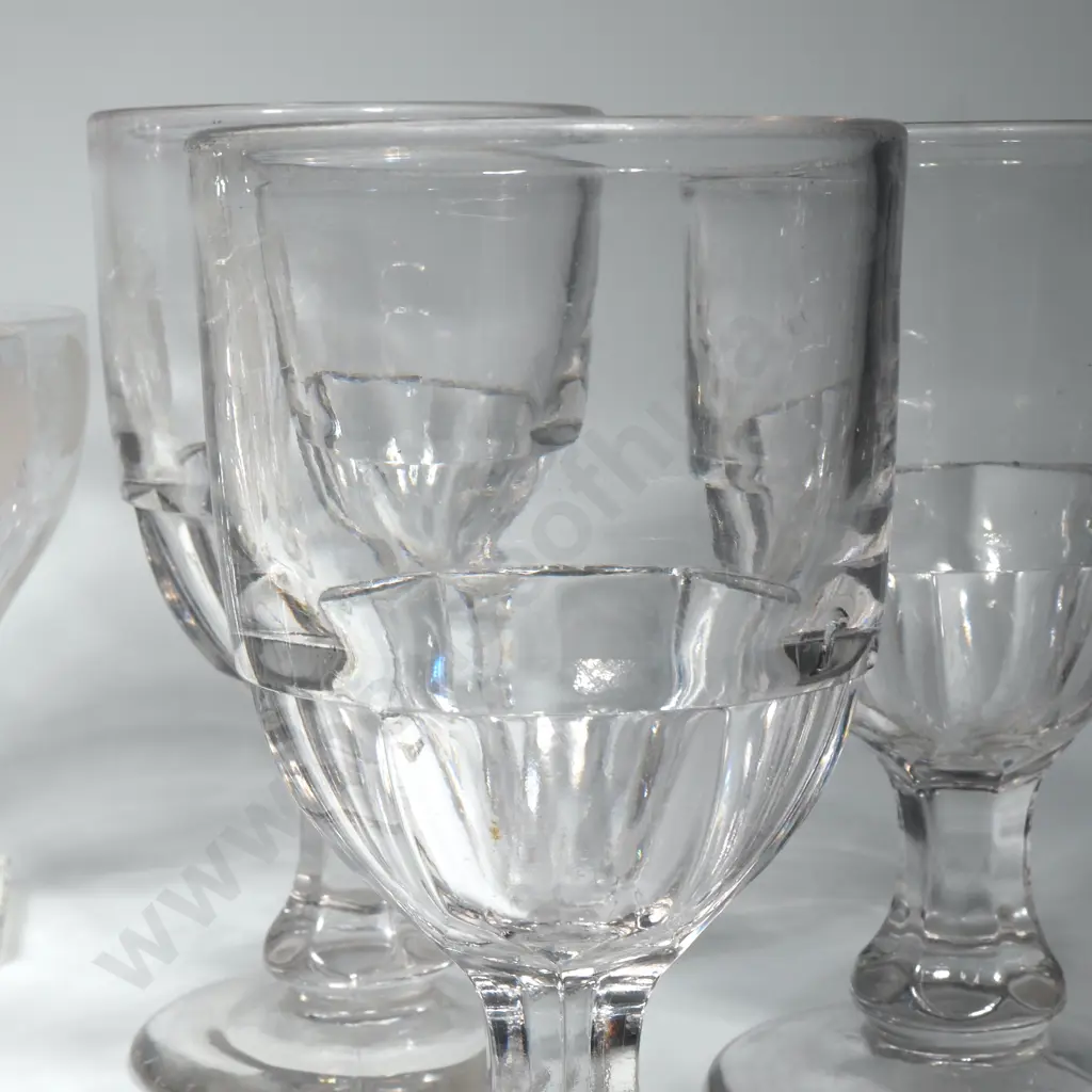 Set Of Ten Square Foot Glasses w Grape & Vine Decoration & Three Heavy Moulded Glass Goblets. Ideal For Wine Or Water Image 1++