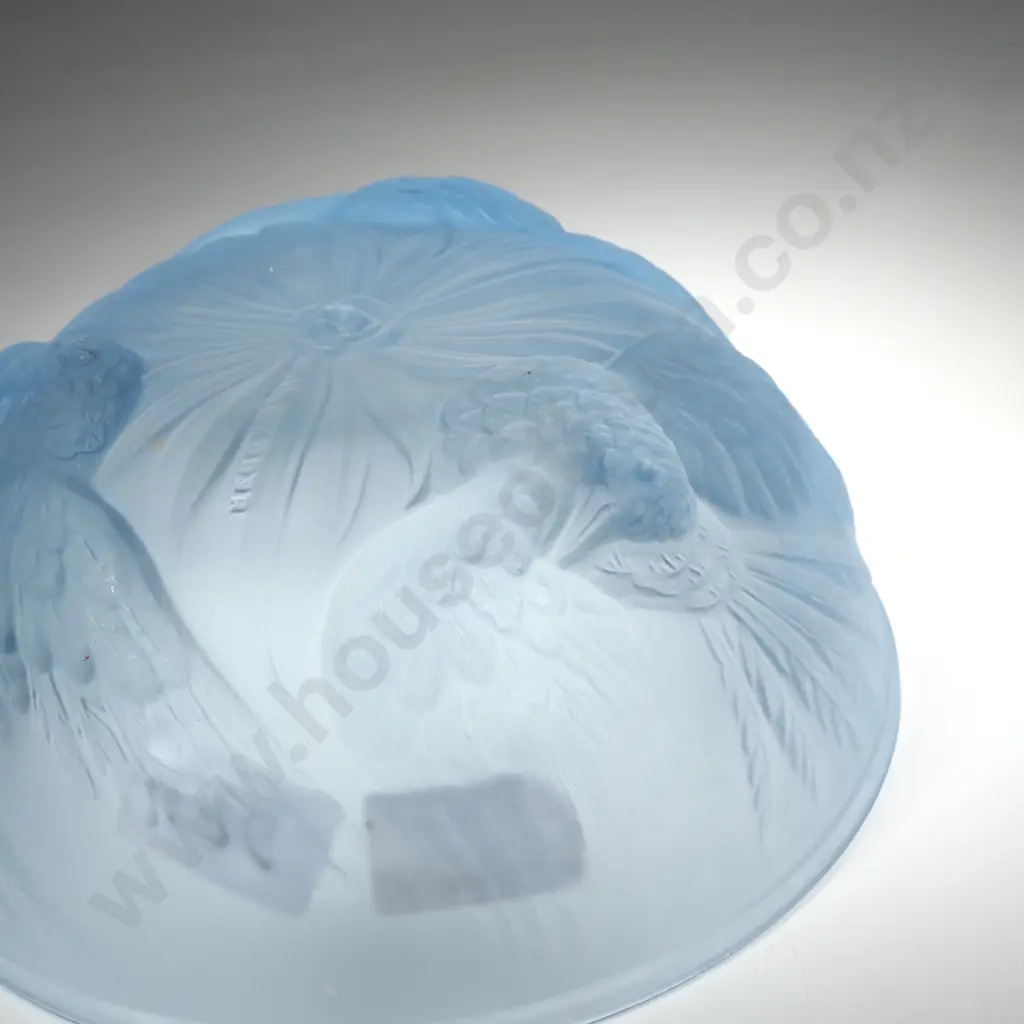 English Jobling Art Deco Glass Doves Bowl - Circa 1930 Image 1++