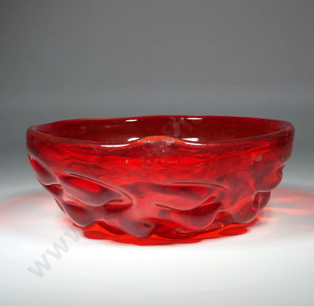 A Vintage Red Art Glass Bowl Image 1++