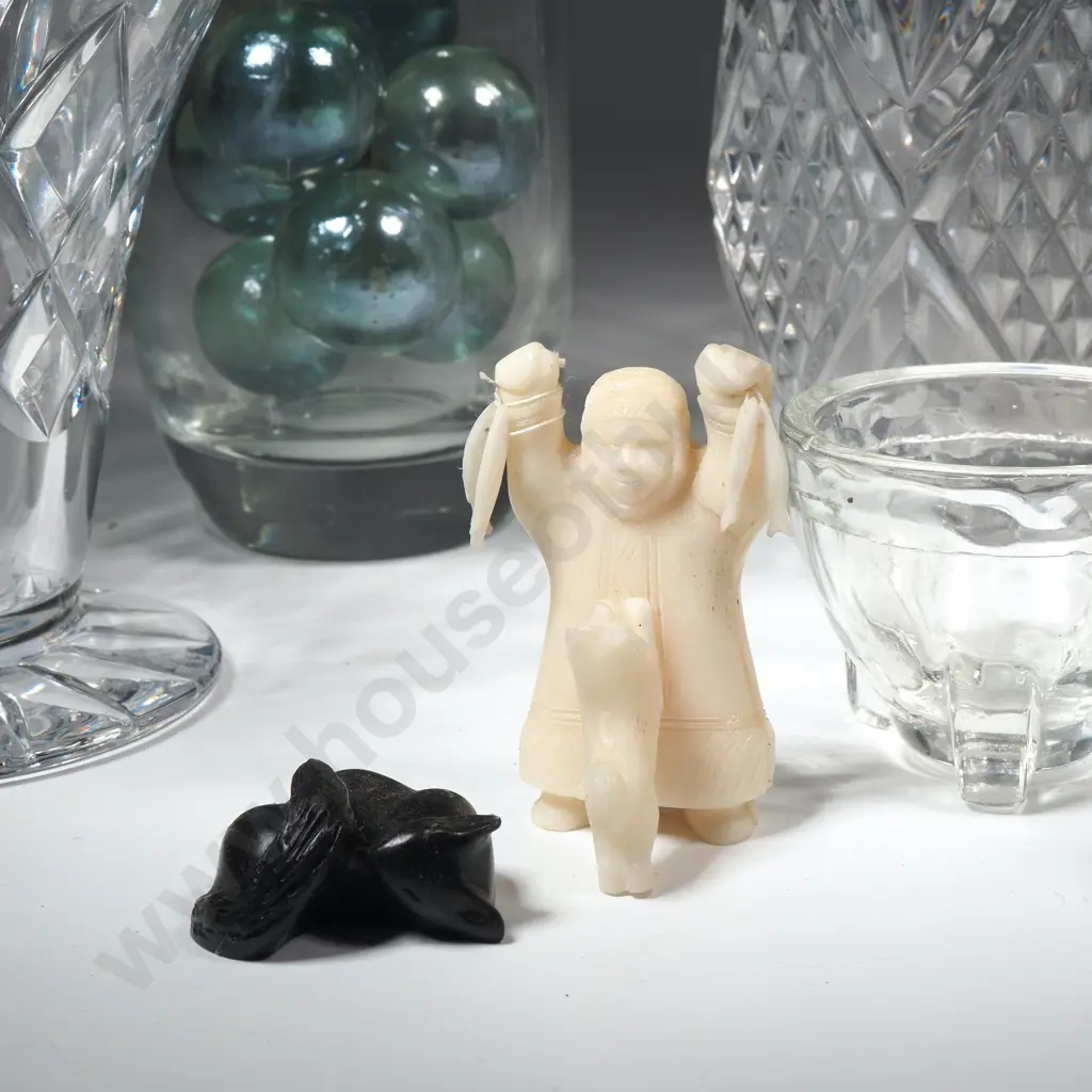 Assorted Lot of Glass & Crystal Vases Image 1++