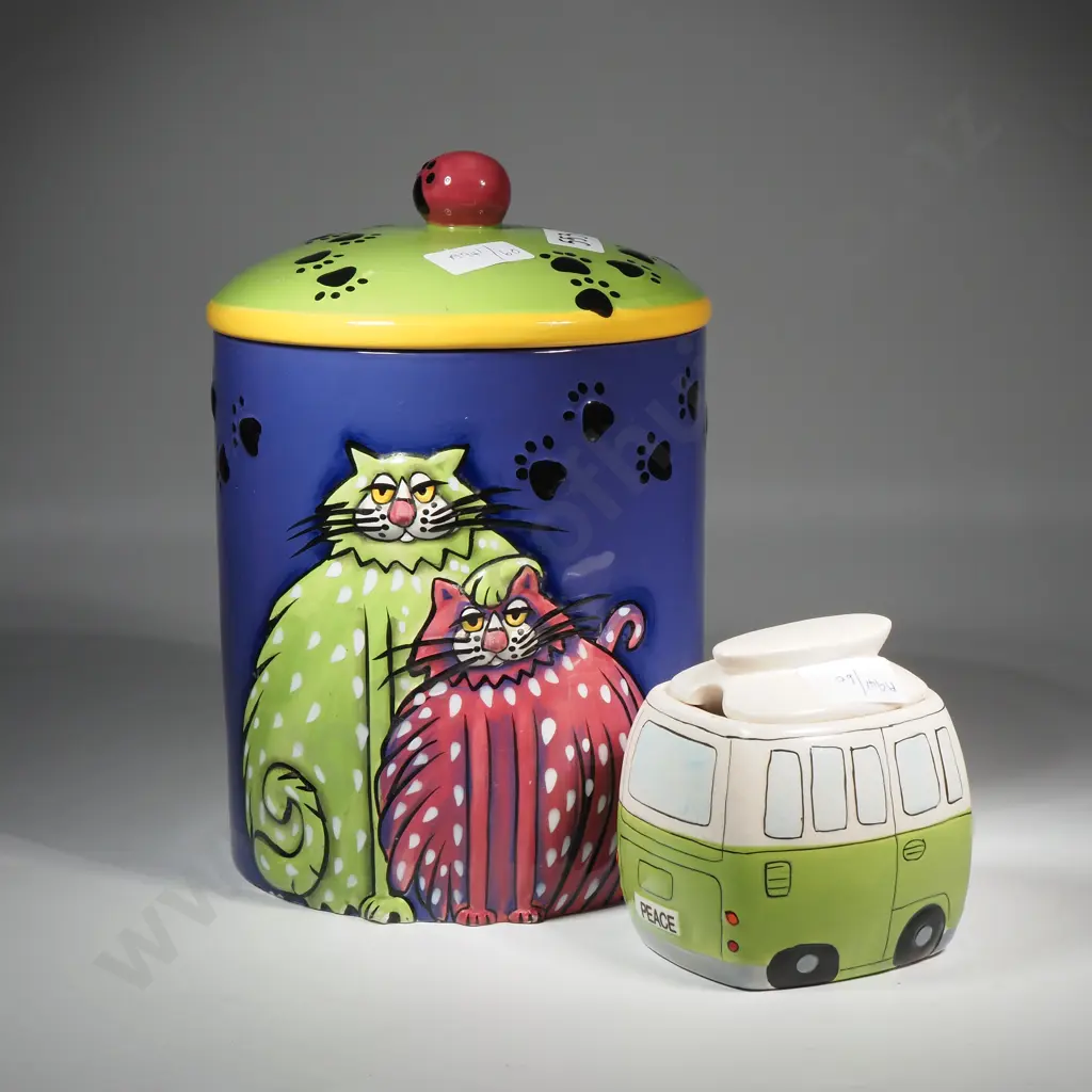 Large Colourful Lidded Cat Treat Container & Sugar Pot in Form of a Dakota Peace Camper-Van Image 1++