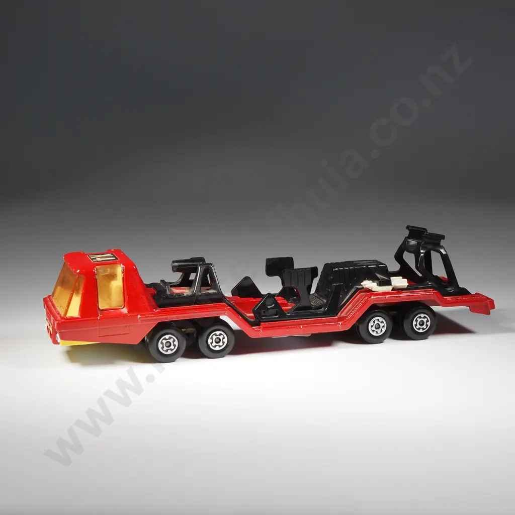 Matchbox 'Super Kings' Aircraft Transporter Image 1++