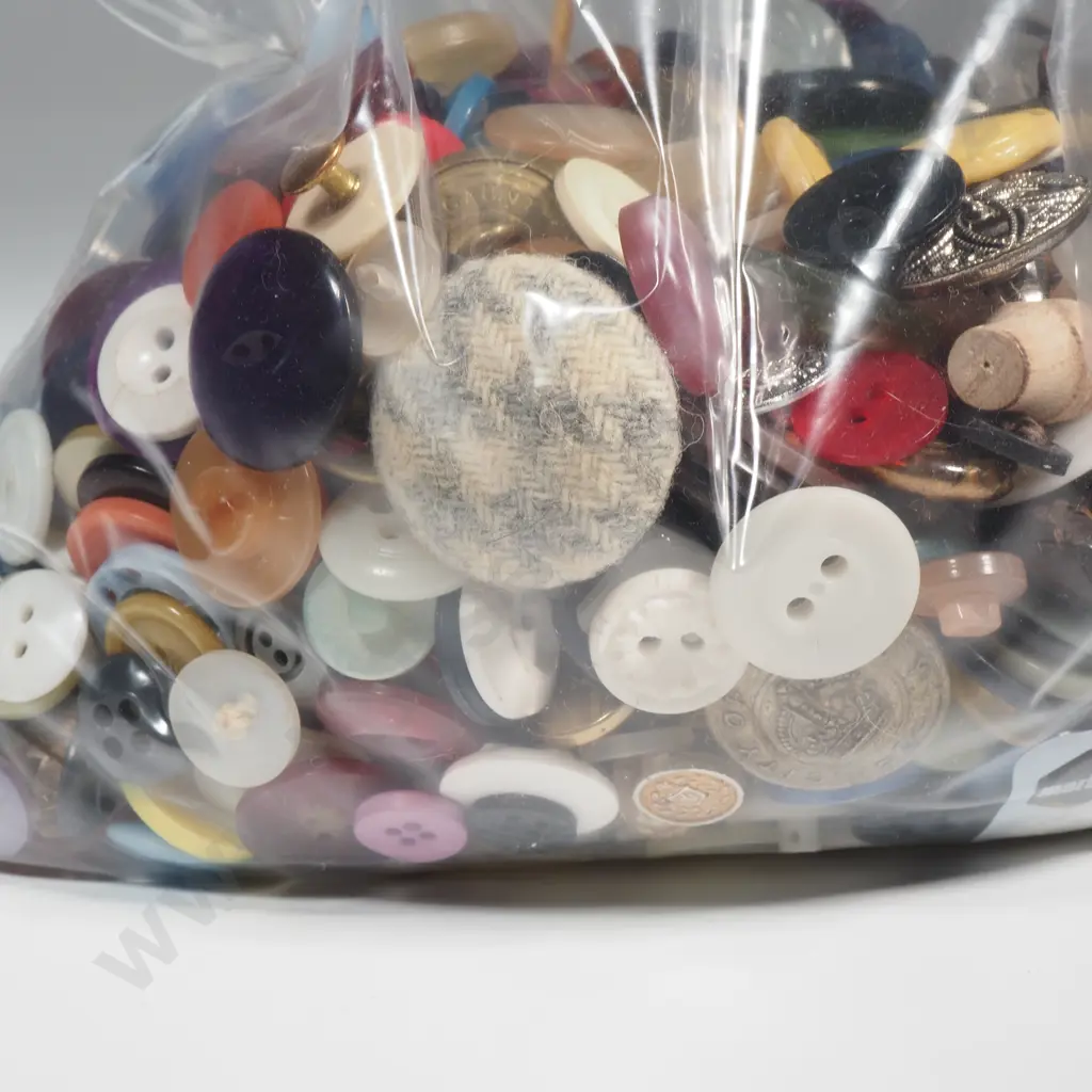 Bag Of Vintage Buttons Including Royal NZ Airforce Buttons.  Image 1++