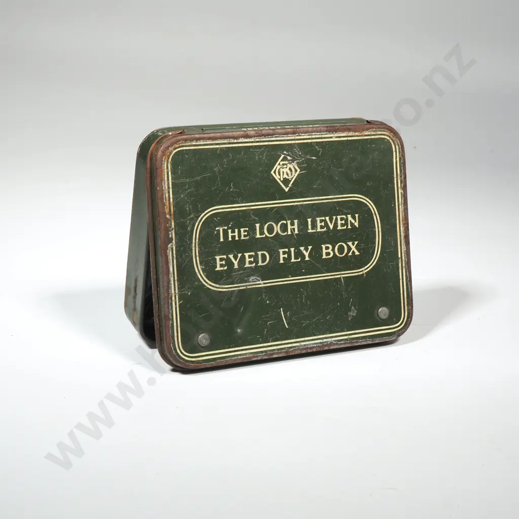 The Loch Leven Eyed Fly Box w A Good  Quantity Of Flies  Image 1++