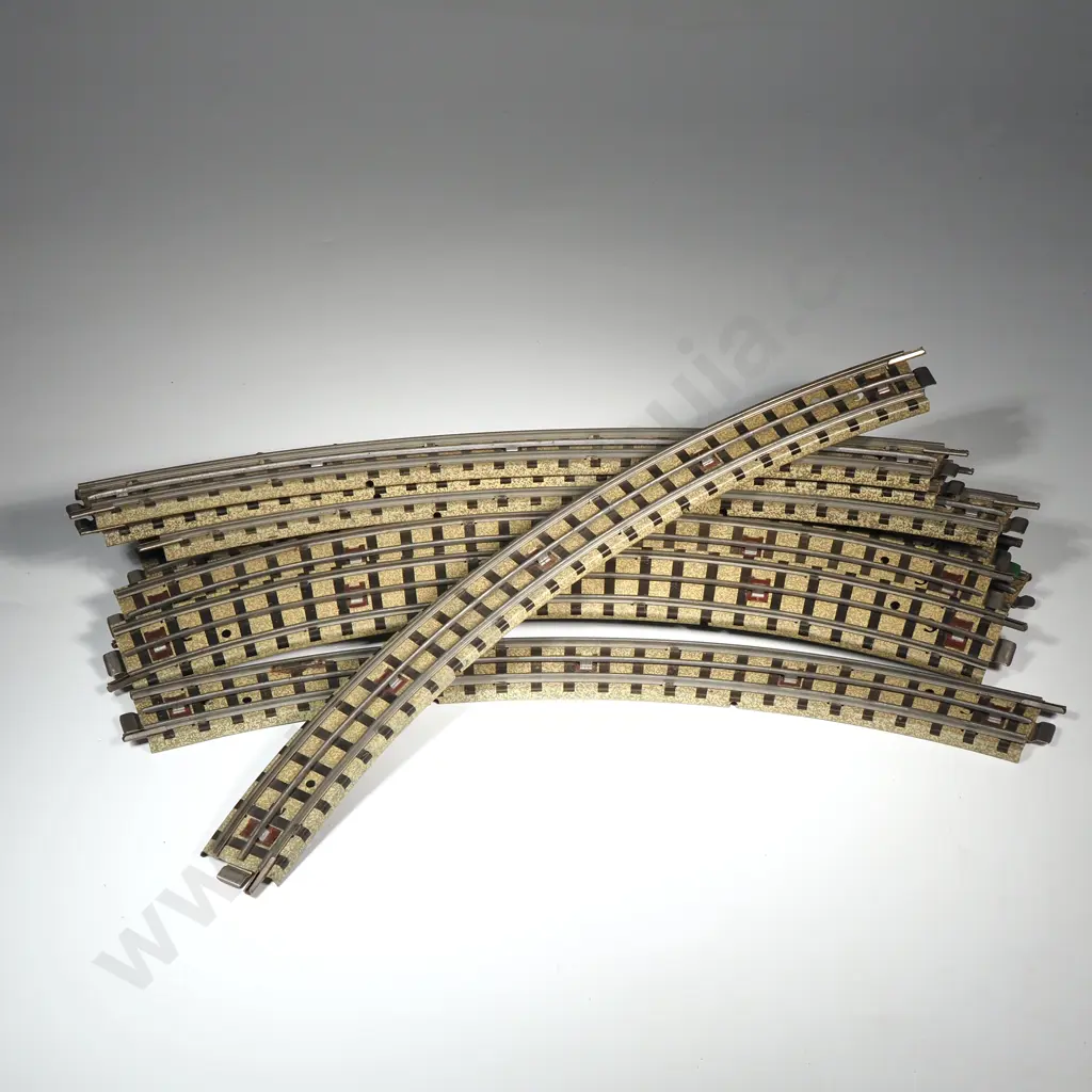 Hornby - Dublo Electric Train Tracks Image 1++