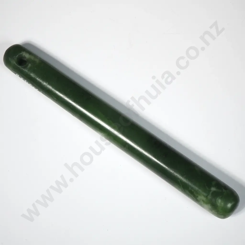 Impressive Pounamu Pendant - Y 13438 Image 1++