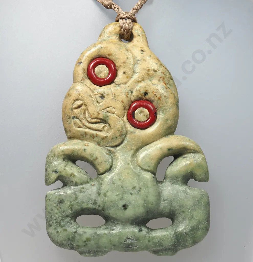 Finely Carved Kawakawa Hei Tiki Image 1++