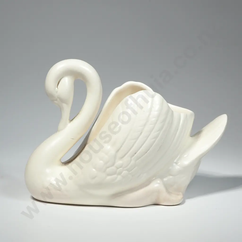 Crown Lynn Small Swan - Shape 154 Image 1++