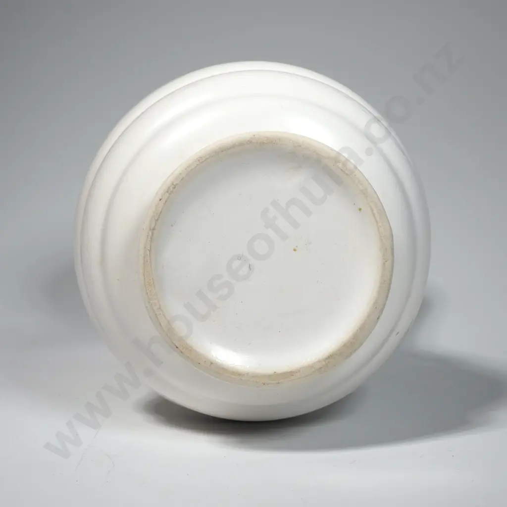 Crown Lynn Shape 2086 Vase Image 1++
