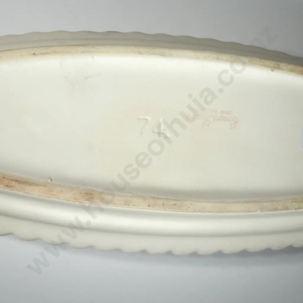 A Crown Lynn Trough Vase, Shape number 74. Marked Crown Lynn To Base Image 1++