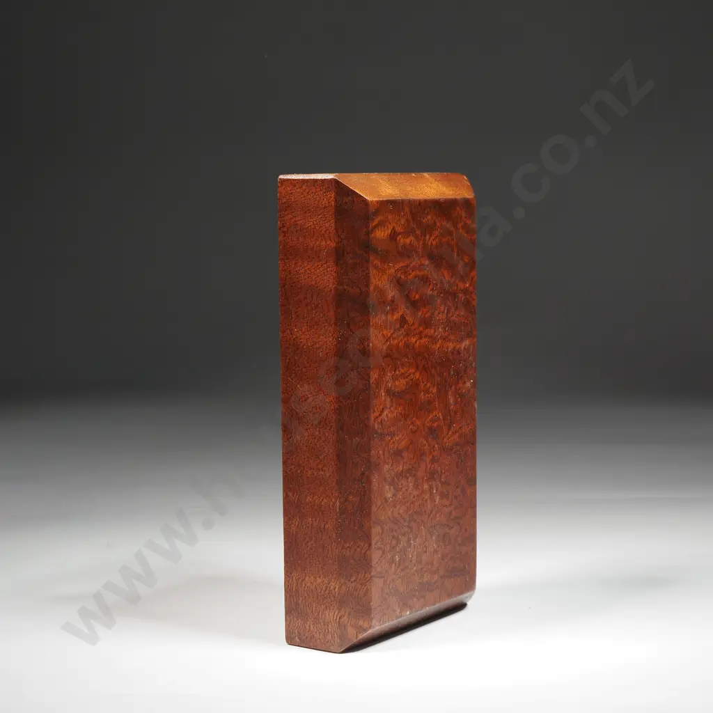 Native New Zealand Pedestal of Rewarewa Wood Image 1++