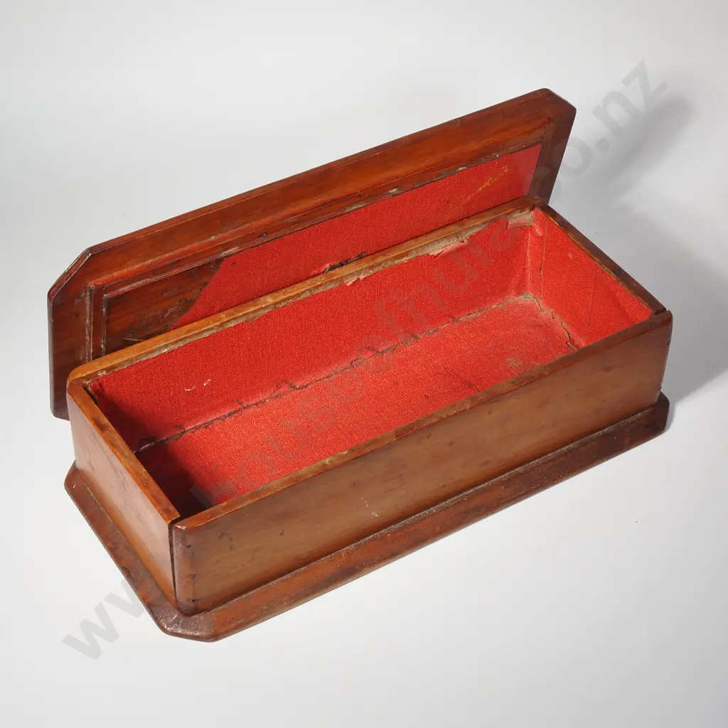 WW2 New Zealand Onward Carved Wooden Box Image 1++