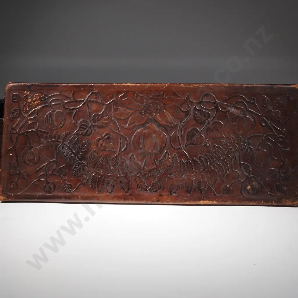 Unusual New Zealand Vintage Tooled Leather Box Decorated w Ferns Te Reo Image 1++