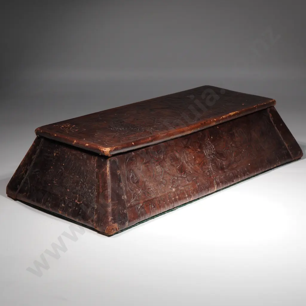 Unusual New Zealand Vintage Tooled Leather Box Decorated w Ferns Te Reo Image 1++