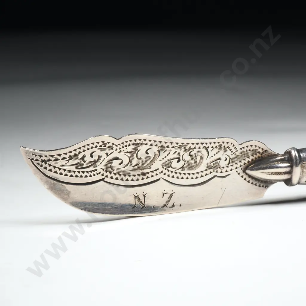 Sterling Silver Greenstone Handled Butterknife Image 1++