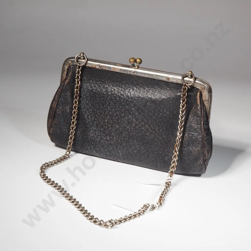 Small Purse Bought at The New Zealand Exhibition 1907 Image 1++
