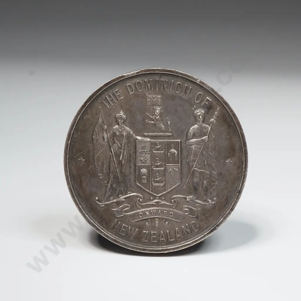 1913 Sterling Silver HMS New Zealand Visit Medallion Presented to the Officers & Crew  Image 1++