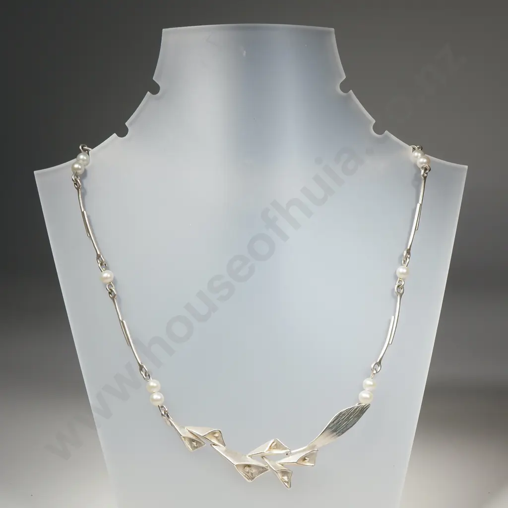 Winnie Chin: Sterling Silver & Pearl Choker Style Necklace Image 1++