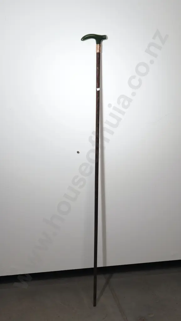 Greenstone Handled Cane w 9ct Gold Ferrule London 1925 Image 1++