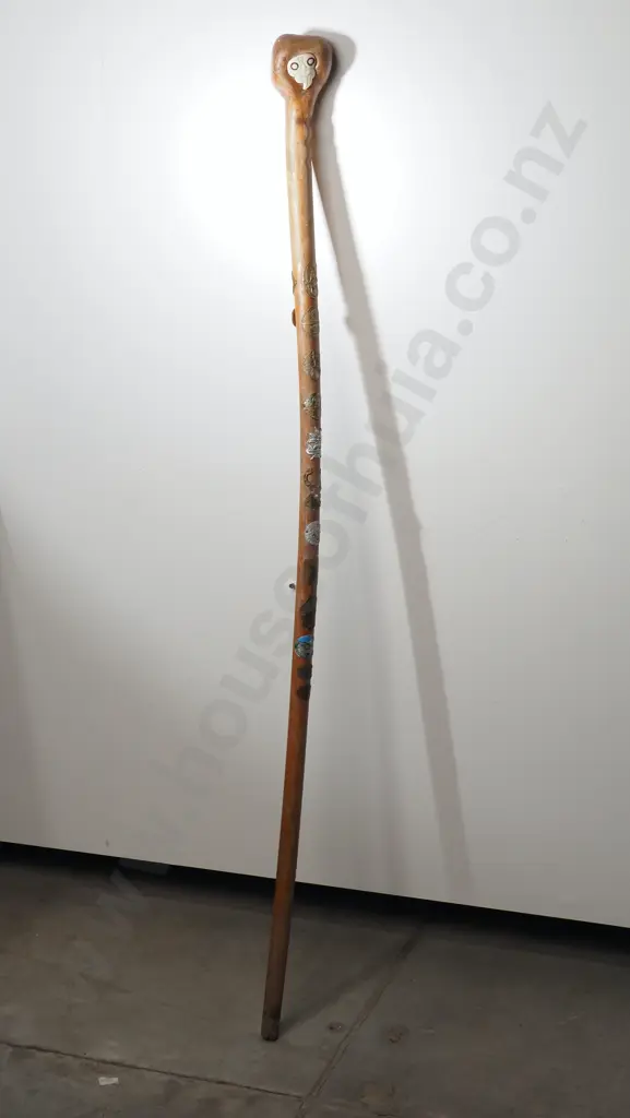 Vintage NZ Maori Alpine Walking Stick w Hand Carved Bone Tiki Head Image 1++